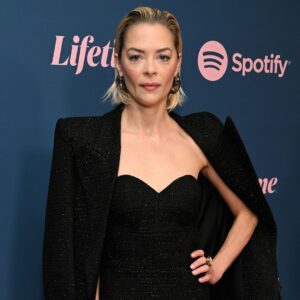 Read more about the article Jaime King to Complete 6-Month Rehab in Custody Battle with Kyle Newman