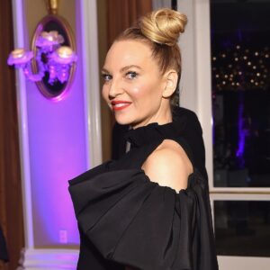 Read more about the article Sia Privately Welcomed Baby Months Before Filing for Divorce