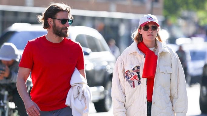 You are currently viewing Bradley Cooper and Gigi Hadid’s Relationship Timeline – Hollywood Life