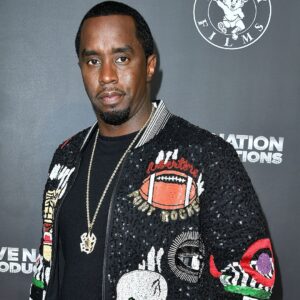 Read more about the article Sean “Diddy” Combs Debuts Graying Hair in Rare Courtroom Appearance