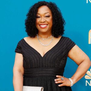 Read more about the article Grey’s Anatomy’s Shonda Rhimes Details Impact of Isaiah Washington Scandal