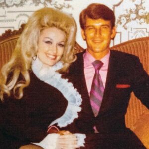 Read more about the article Dolly Parton’s Husband Carl Dean “Suffered a Great Deal” Before Death