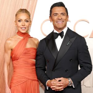 Read more about the article Kelly Ripa Reacts to Meeting Husband Mark Consuelos’ Ex at Drive-Thru