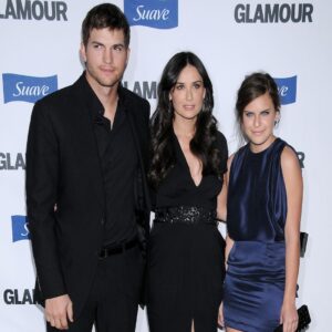 Read more about the article Tallulah Willis’ Rare Comment on Demi Moore’s Ex Ashton Kutcher