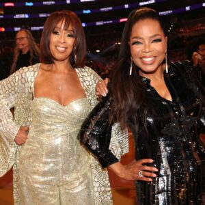 Read more about the article Oprah Winfrey Reacts to Gayle King’s Blue Origin Spaceflight