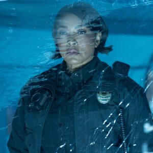 Read more about the article Angela Bassett Reacts to 9-1-1 Costar Peter Krause’s Character Dying 