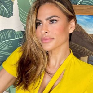 Read more about the article Eva Mendes Gives Ryan Gosling a Rare Shoutout