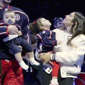 Read more about the article Johnny Gaudreau’s Wife Meredith Gives Birth After NHL Star’s Death