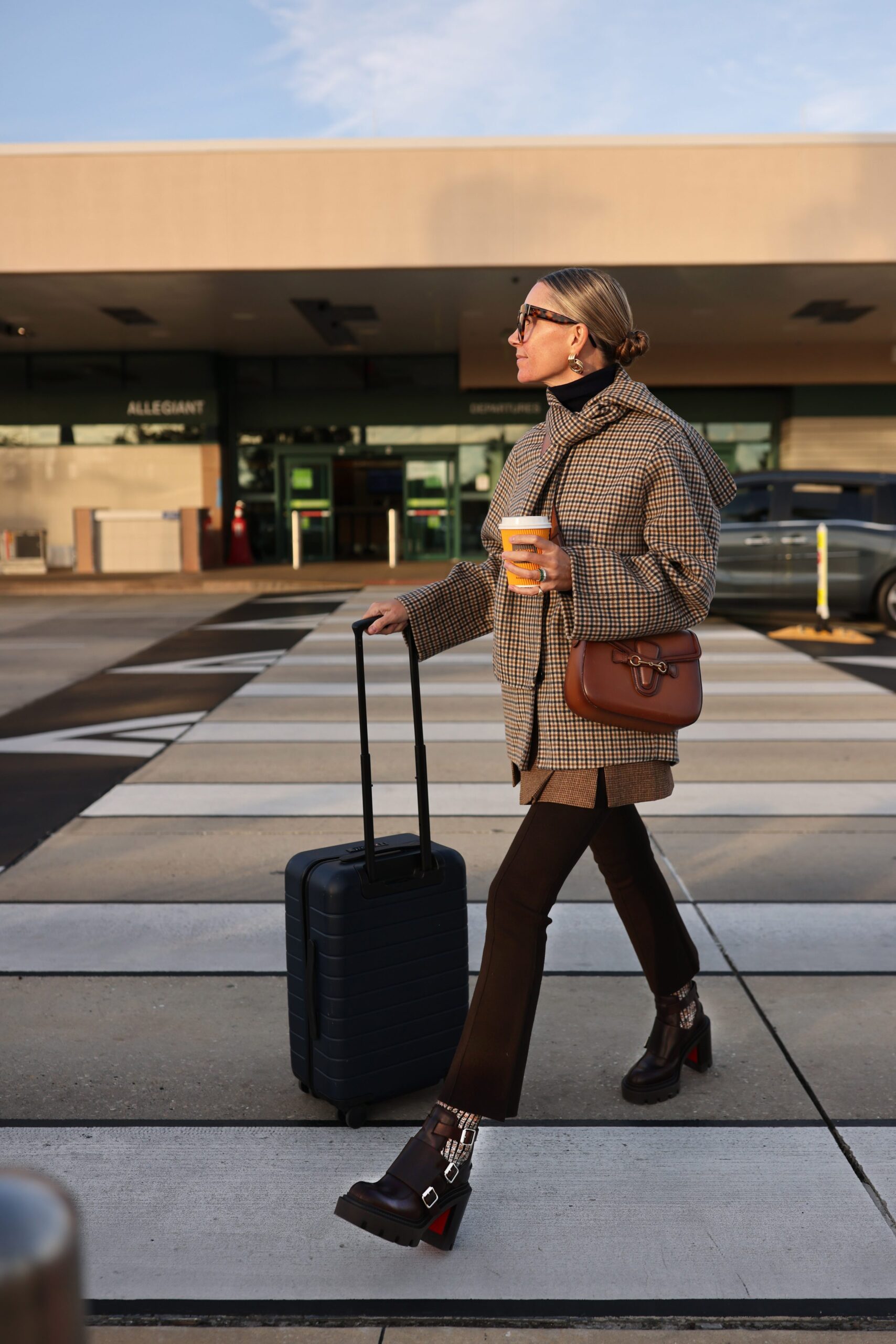 You are currently viewing TRAVEL BEAUTY ROUTINE